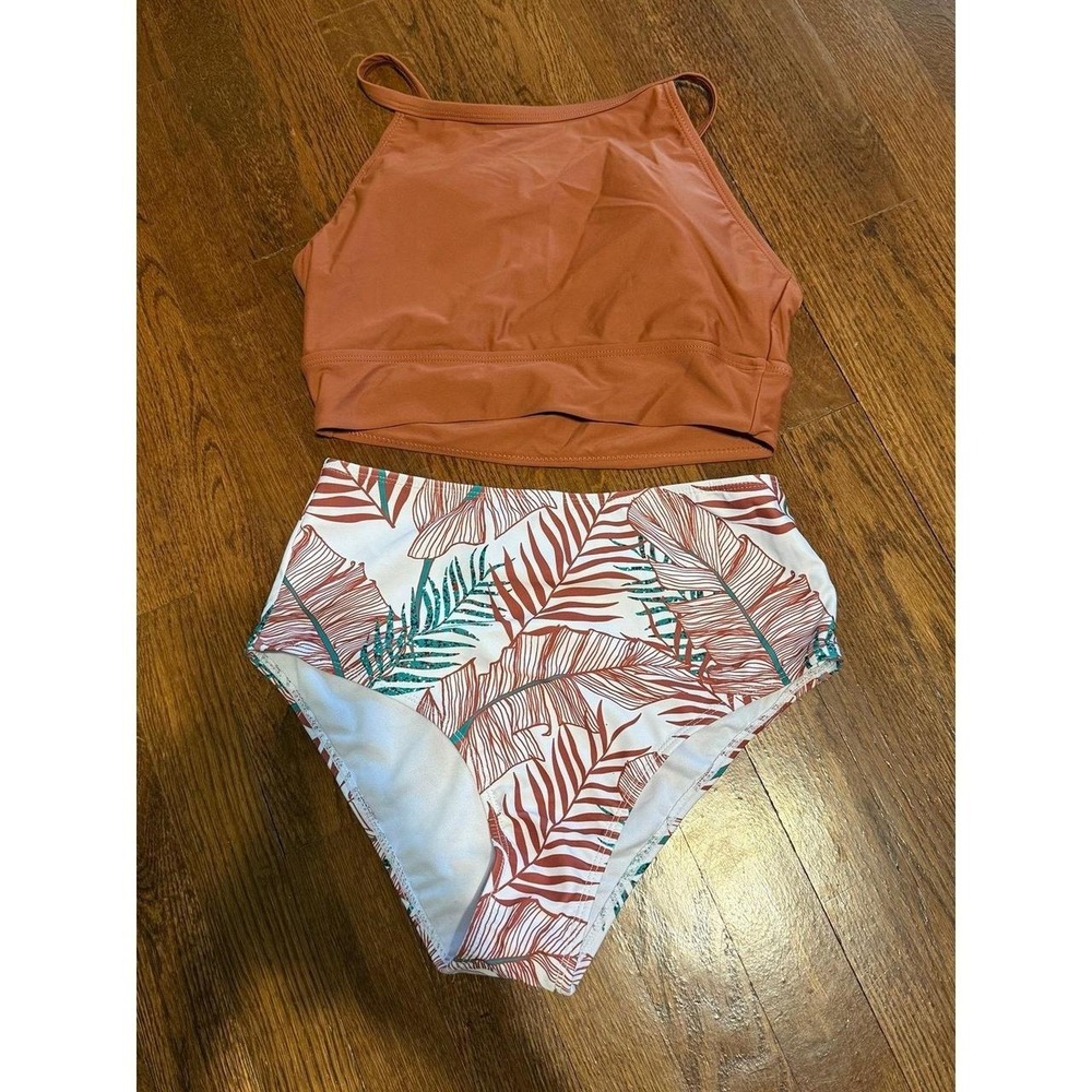 Women's 2 piece bathing suit size medium NWOT